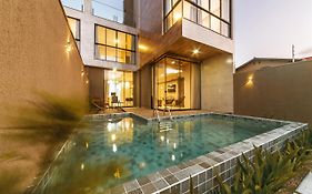Casa Requinte, 4 suítes , piscina II